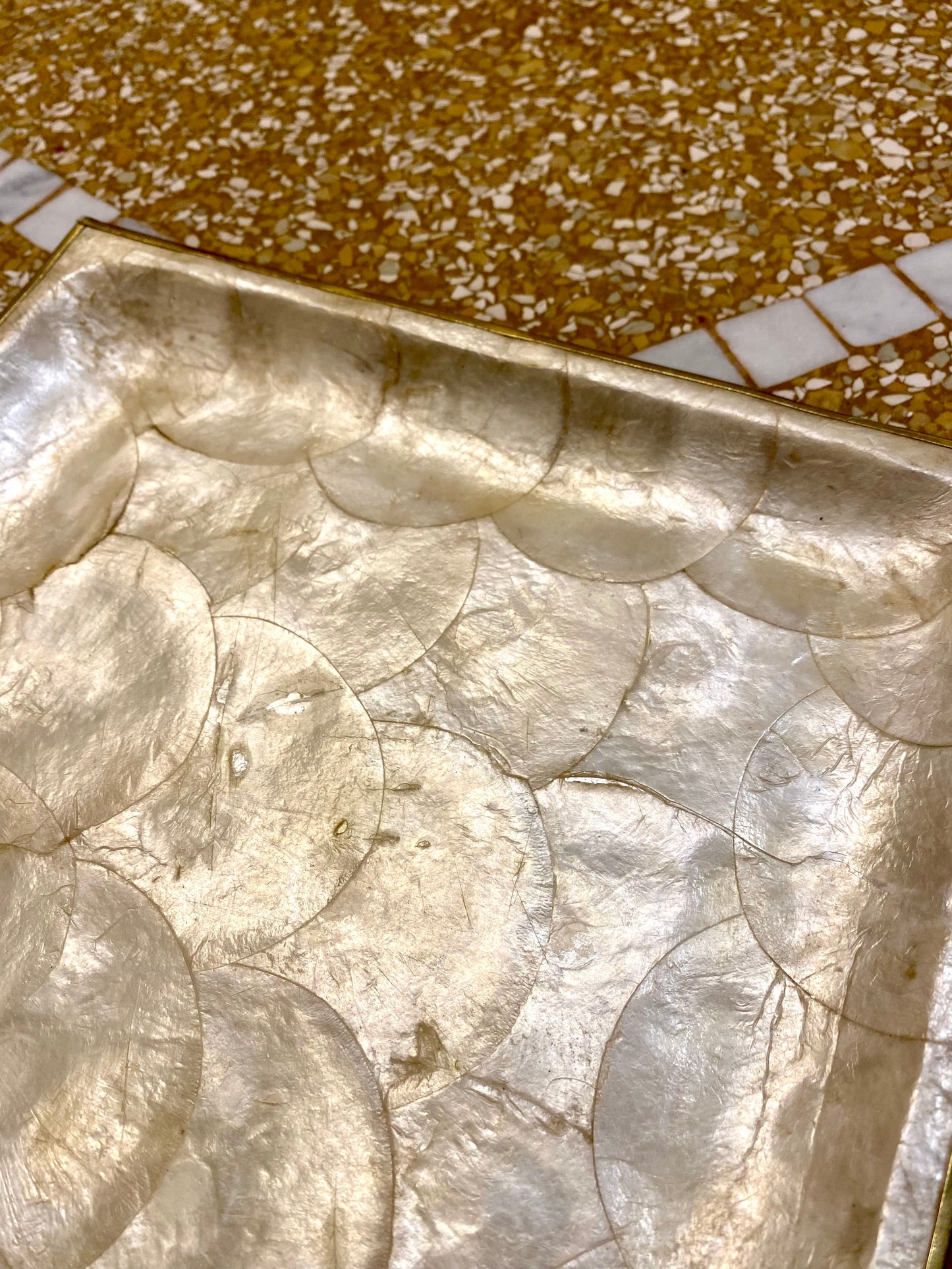 Irene - Plateau en nacre