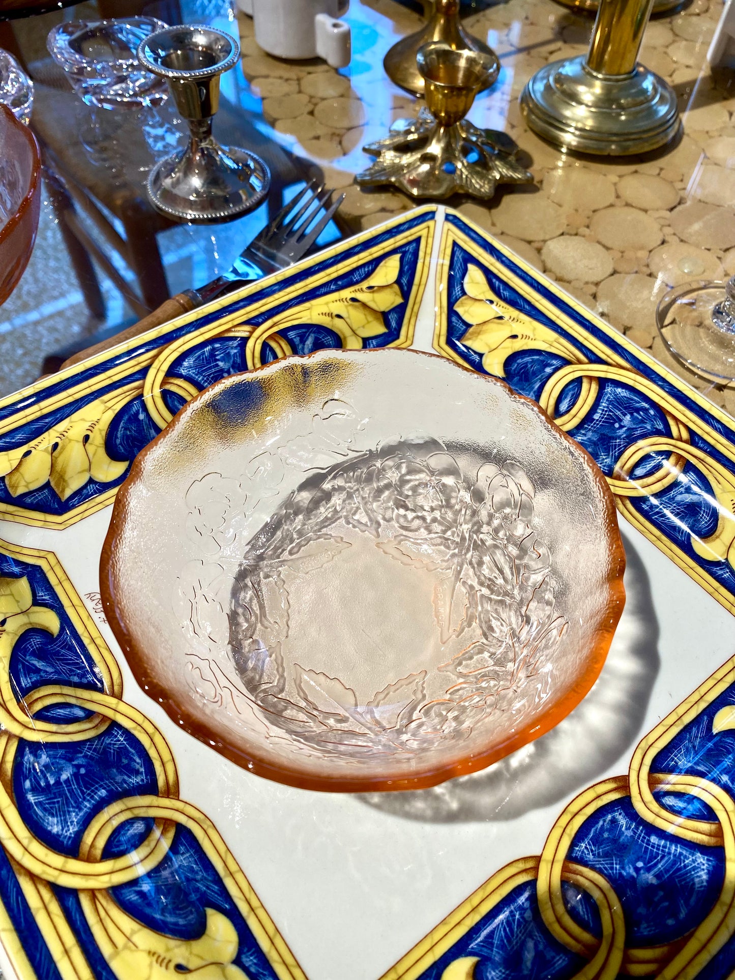 Lot de 4 bols roses + 1