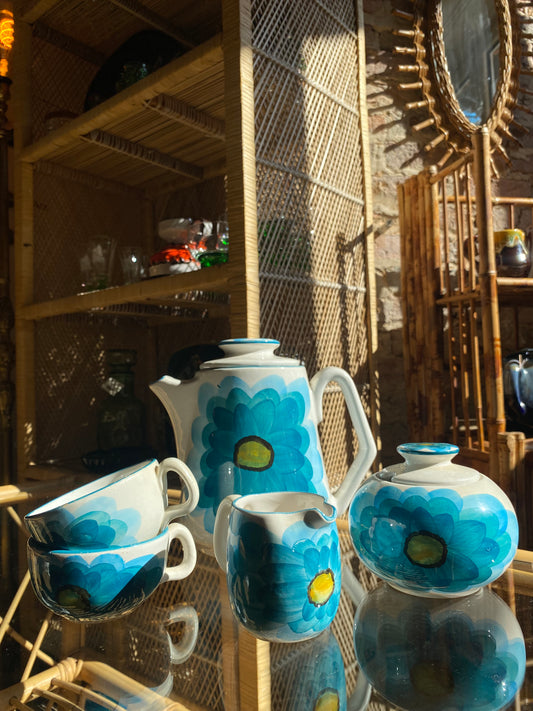 Flora - Tête à tête à café portugais