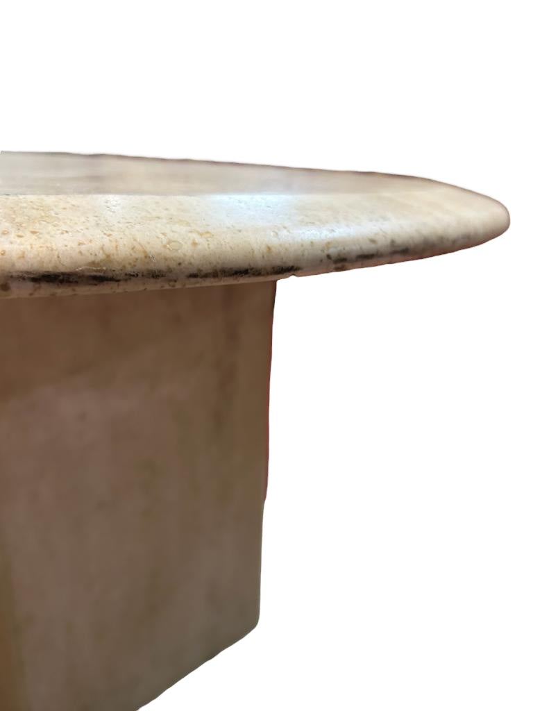 Jade - Table basse en travertin