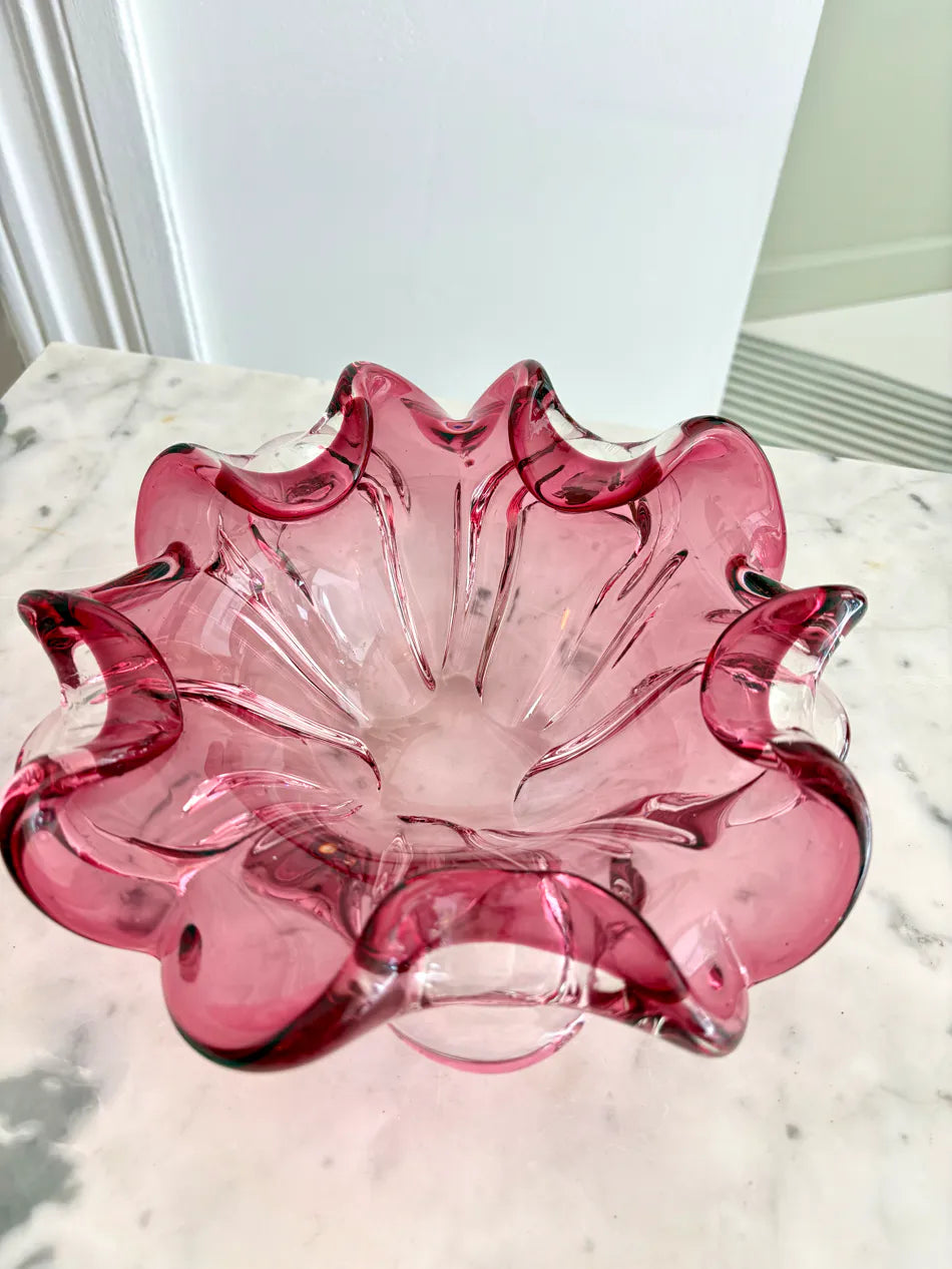 Coupe / vide-poche floral en verre de Murano rose 1960/70