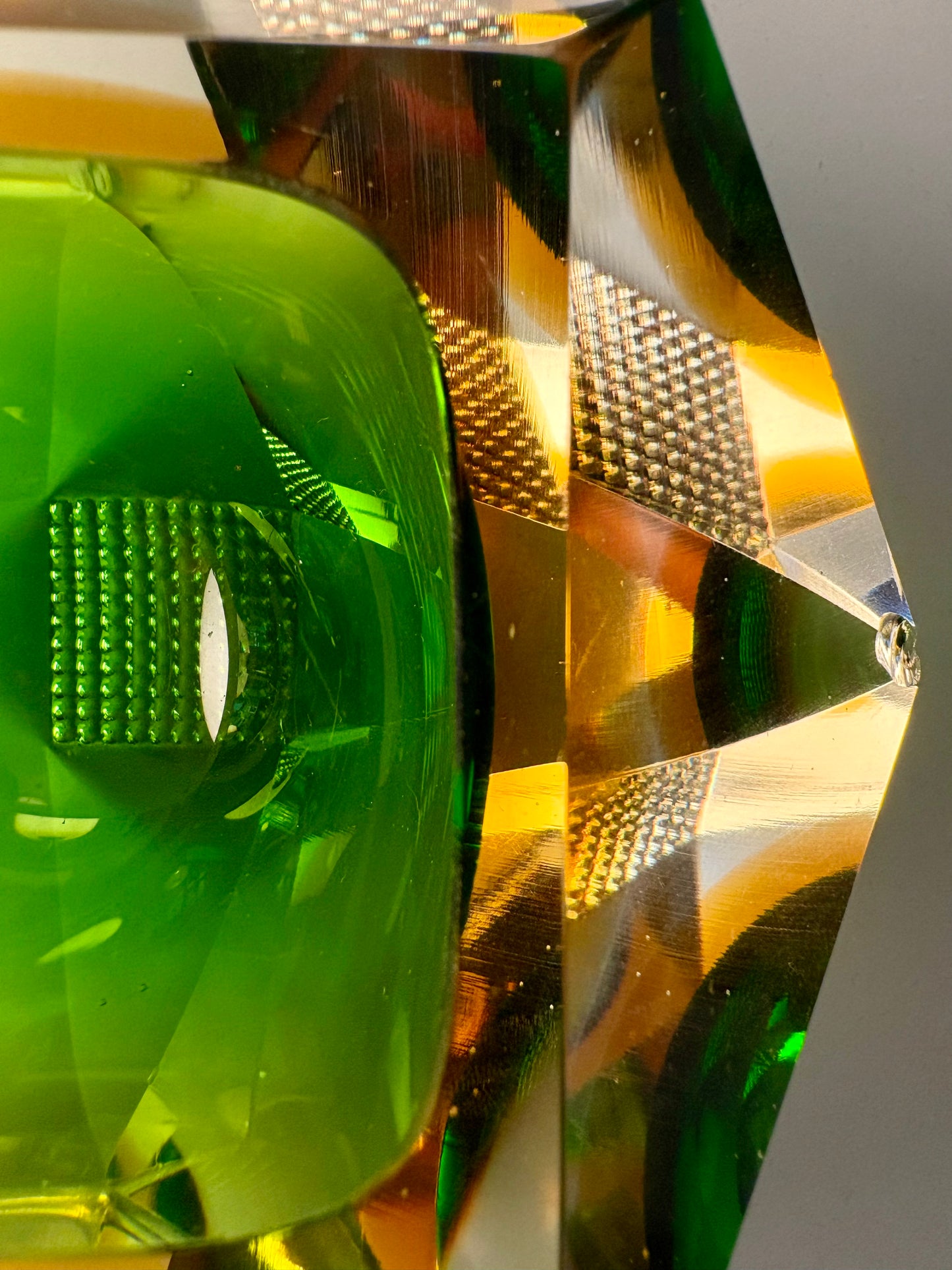 Cendrier Murano sommerso vert et ambre 1960