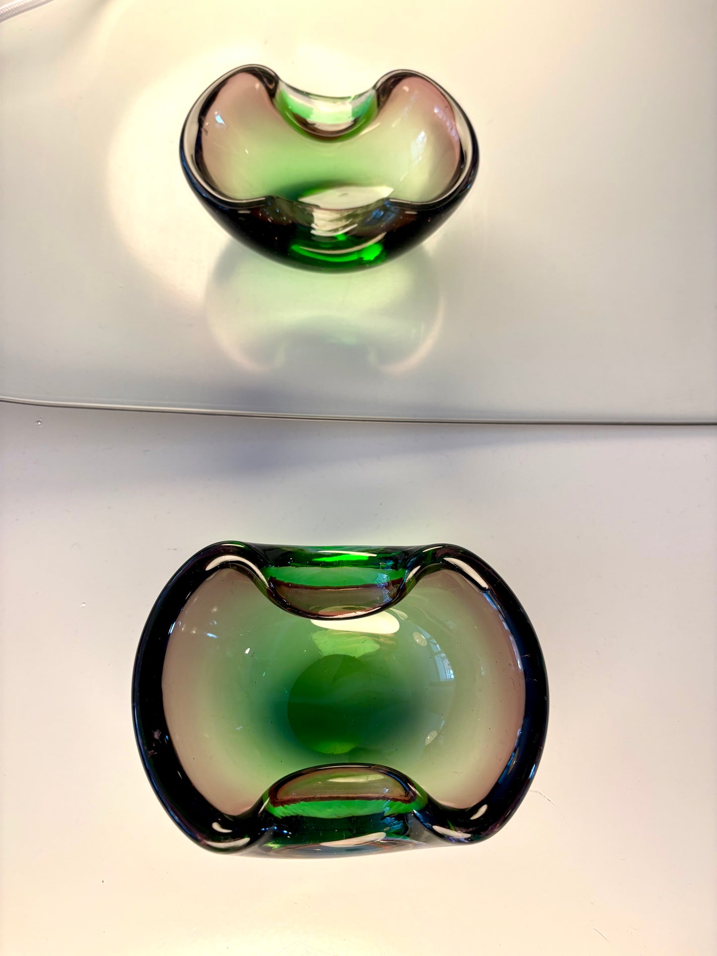 Cendrier / vide poche vert et rose attribué à Murano 1950/60