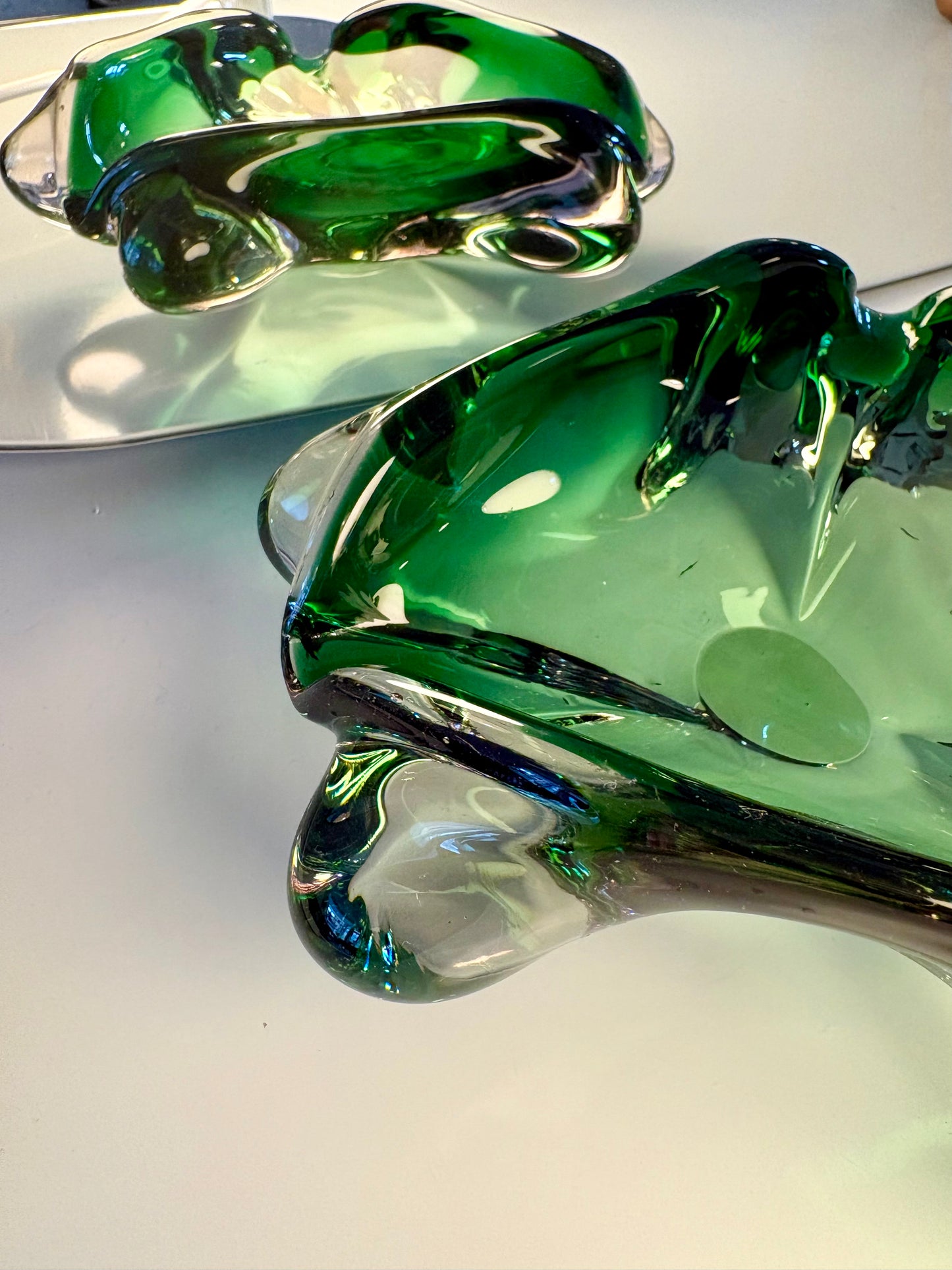 Vide-poche / cendrier vert en verre de Murano 1970
