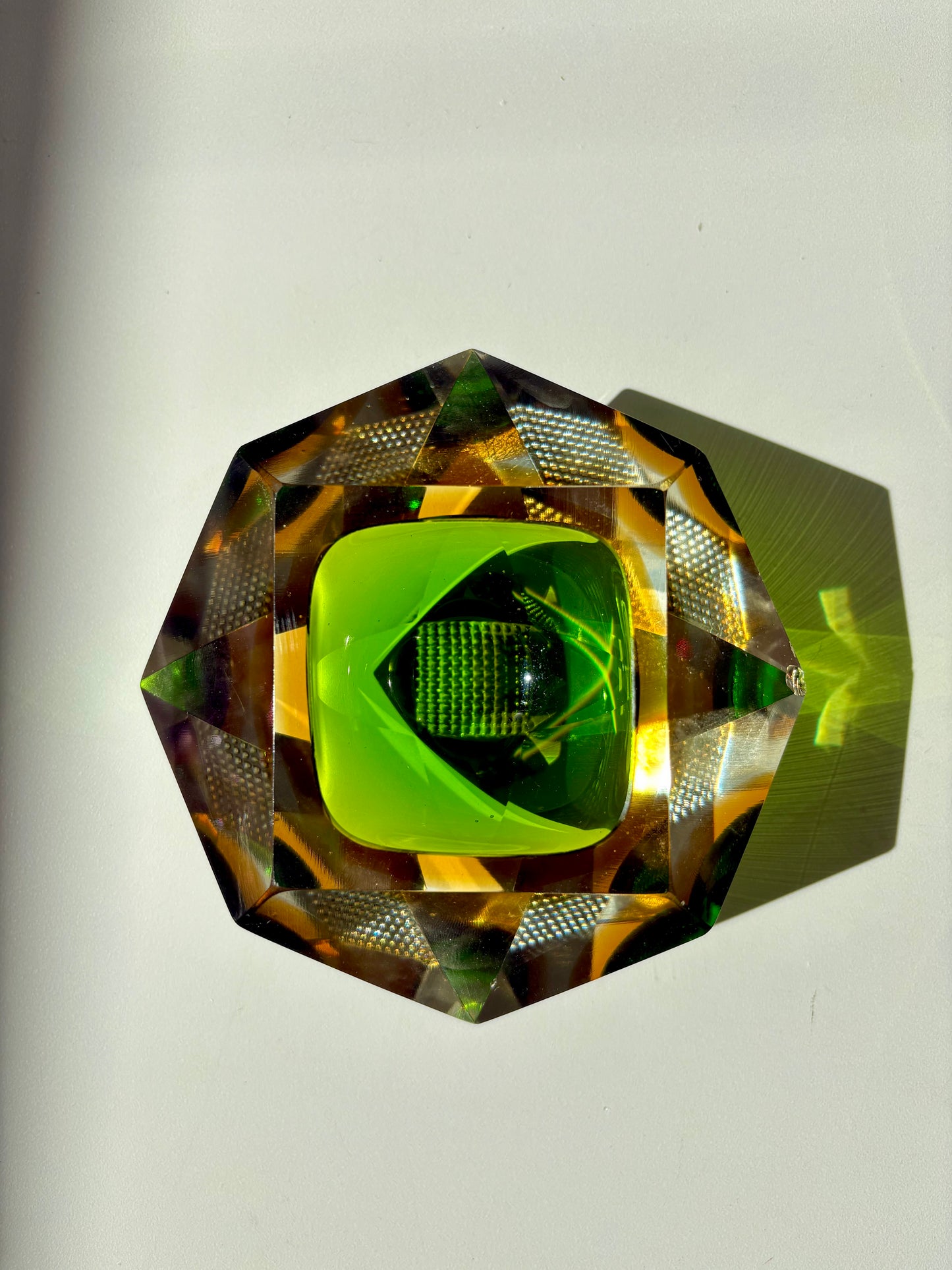 Cendrier Murano sommerso vert et ambre 1960